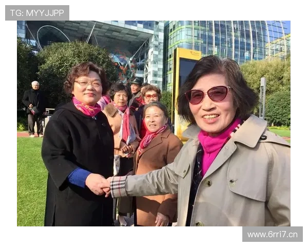 团结一心共渡难关，努力重拾自信